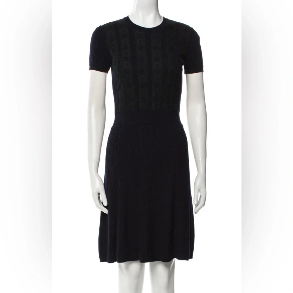 VALENTINO COUTURE DRESS - Picture 2 of 10